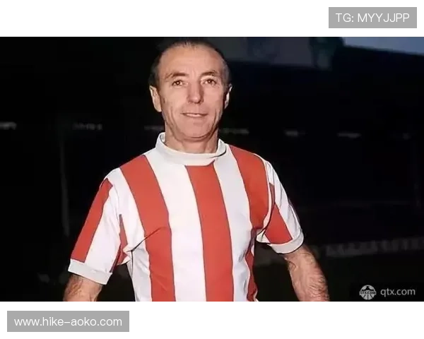 足球球星一天作息揭秘:他们通常几点起床并如何安排训练与生活 足球球星一天作息揭秘:他们通常几点起床并如何安排训练与生活